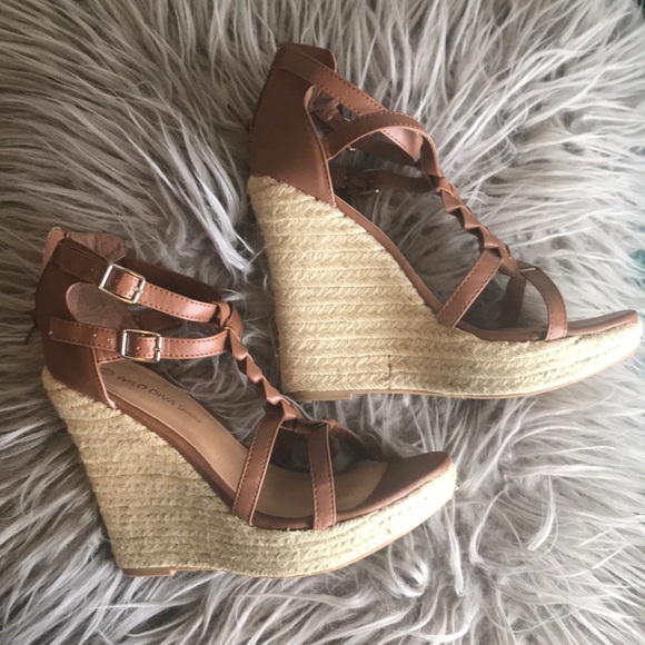 Brown wedges - Picture 1 of 6